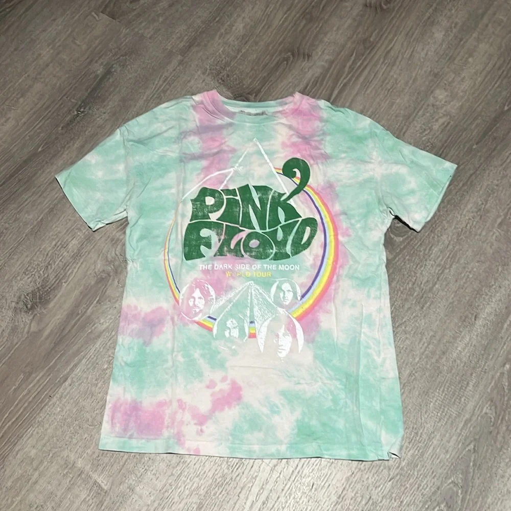 Pull& Bear Pink Floyd Tie-Dye T Shirt - Picture 2 of 13